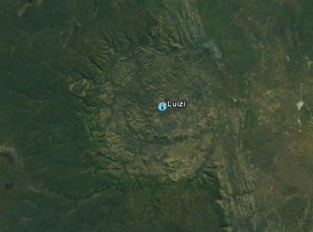 Метеоритный кратер в Африке - снимок со спутника